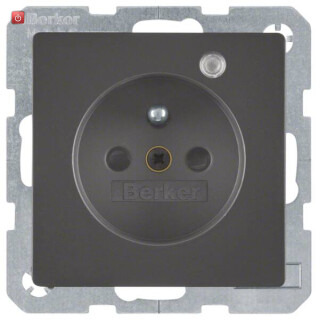 BER6765096086 / Steckdose m SK-Stift LED Q.1/Q.3 anth / EAN 4011334393795