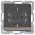 BER47496086 / Steckdose SCHUKO m BF erh BS Q.1/Q.3 ant /...