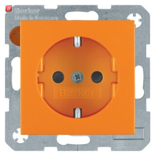 BER47231914 / Steckdose SCHUKO erh BS S.1/B.3/B.7 ora / EAN 4011334000150