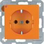 BER47438914 / Steckdose SCHUKO S.1/B.x orange glänzend / EAN 4011334277453