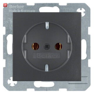 BER47431606 / Steckdose SCHUKO S.1/B.x anthrazit matt / EAN 4011334224280