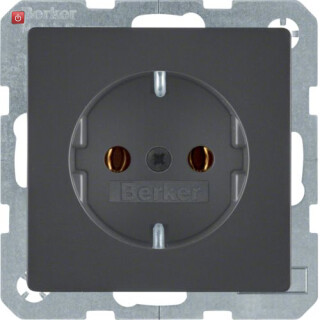 BER41436086 / Steckdose SCHUKO Q.1/Q.3 anthrazit samt / EAN 4011334379898