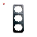 B&J2CKA001754A1678 / Abdeckrahmen 3-fach Rahmen / EAN...
