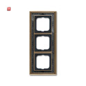 B&J2CKA001754A4670 / Abdeckrahmen 3-fach Rahmen / EAN...