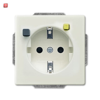B&J2CKA003116A0661 / FI-SCHUKOMAT SCHUKO® Steckdosen-Einsatz mit Fehlerstrom-Schutzschalter / EAN 4011395189627