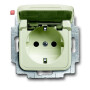 B&J2CKA002013A5306 / SCHUKO® Steckdosen-Einsatz mit Klappdeckel / EAN 4011395122839
