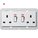 GIR278403 / 2f-Steckd. BS 13 A gesch. Kontroll + SH...