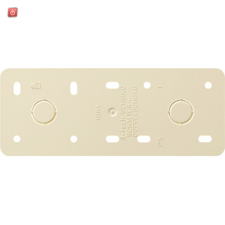 GIR8313 / Bodenplatte 3-fach Aufputz reinweiss / EAN 4010337083139